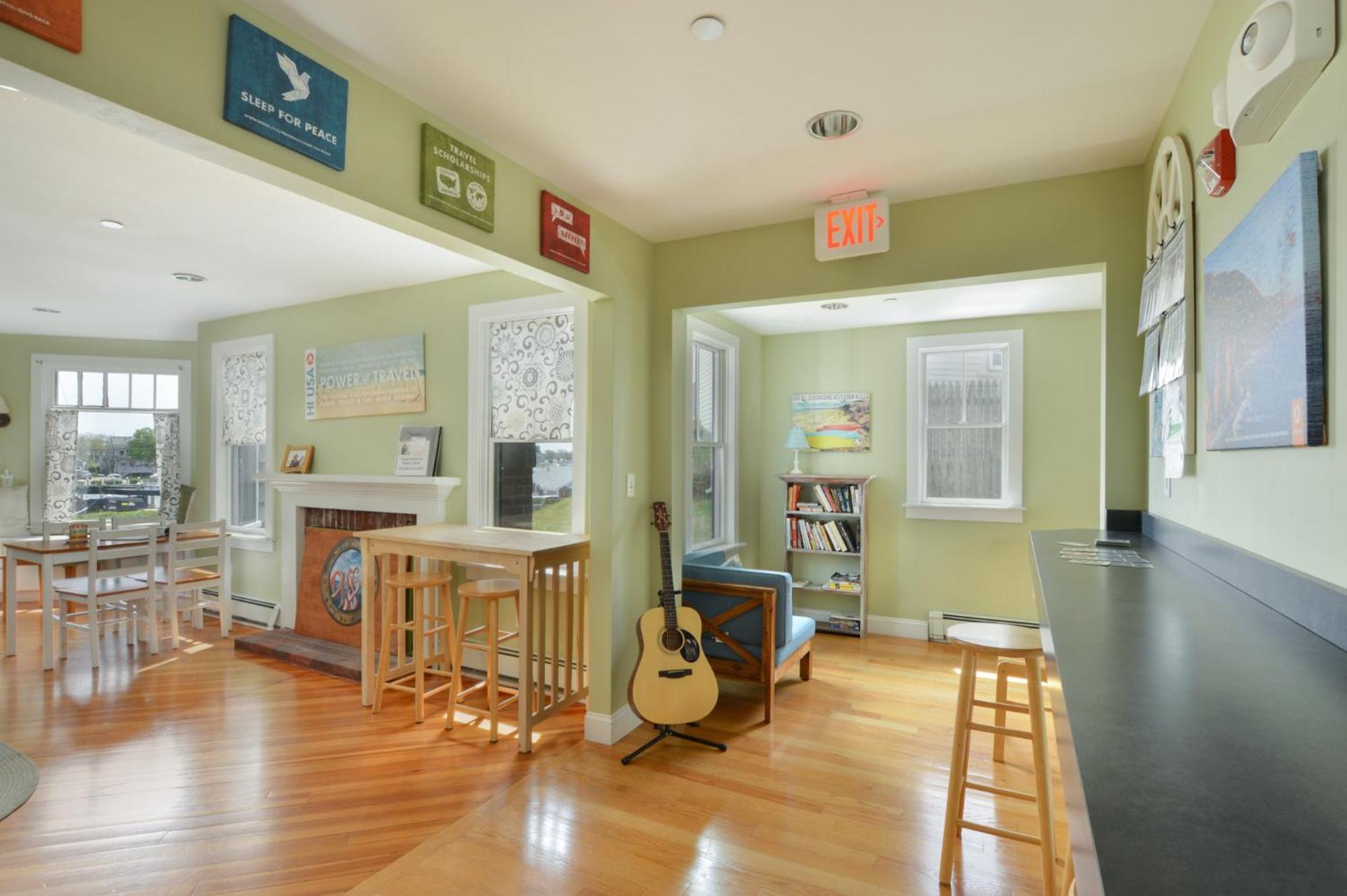 Hi Hyannis Hostel Екстер'єр фото