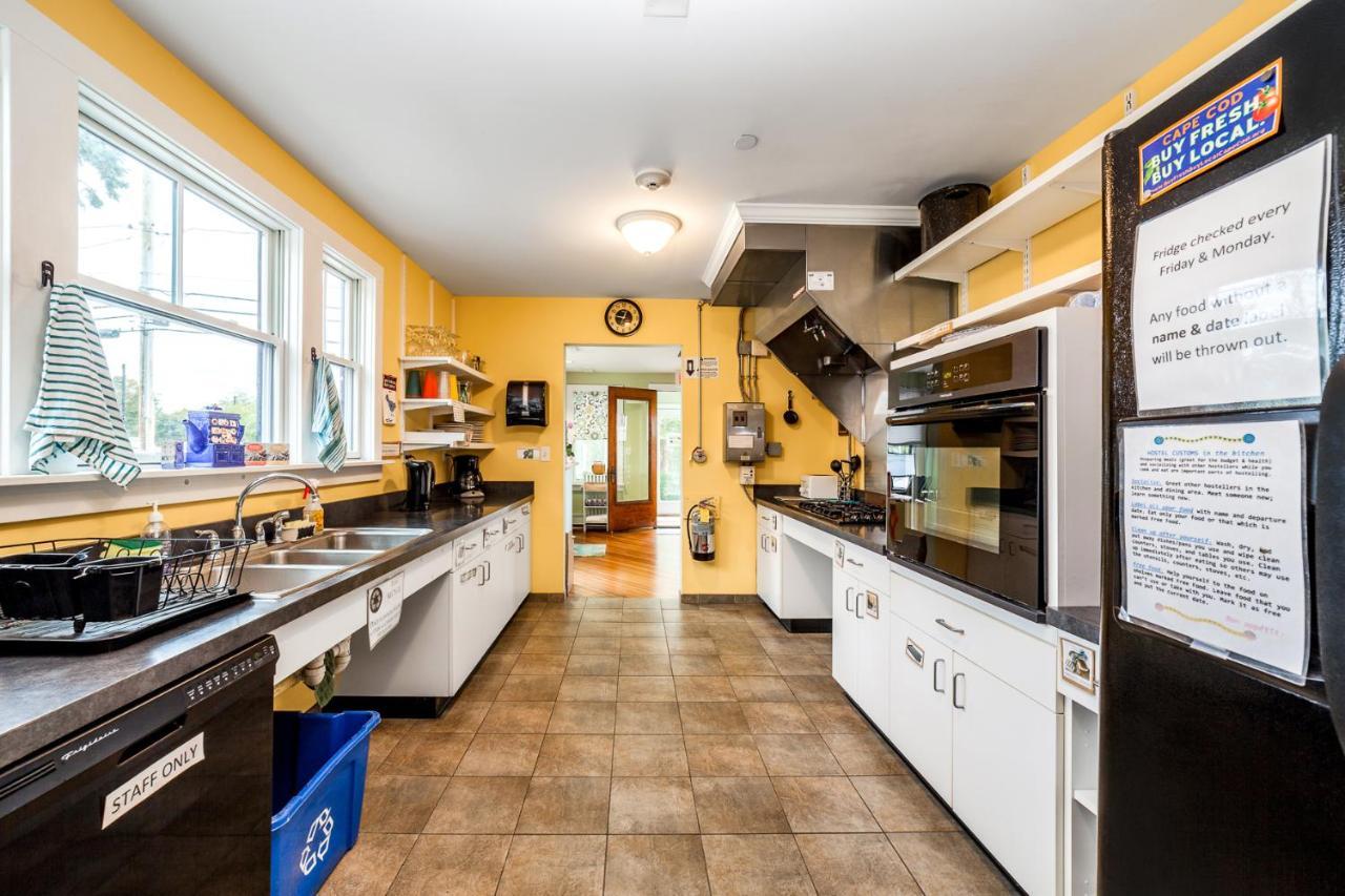 Hi Hyannis Hostel Екстер'єр фото
