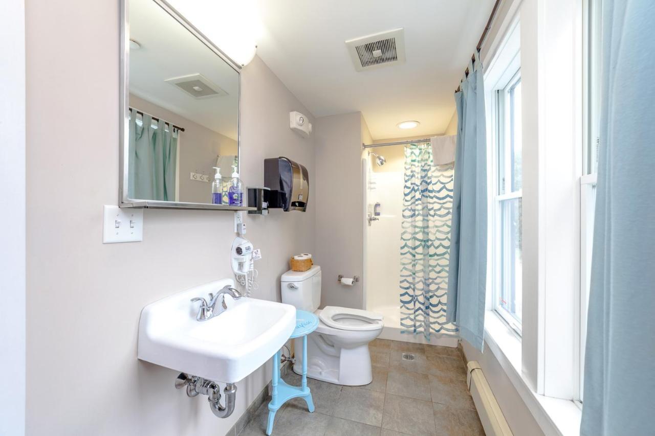 Hi Hyannis Hostel Екстер'єр фото